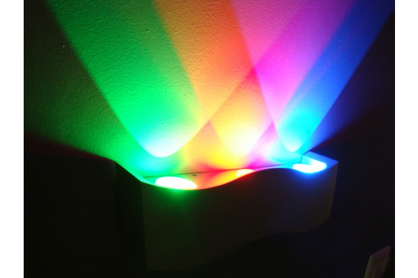 WAVE RGB LED светильник накладной 3*1.5W фото 2