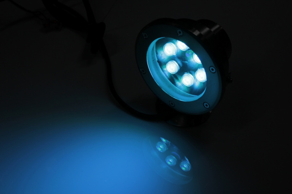 G-SDD150 подводный LEDпрожектор,6 LED*3W,12V,R/G/B фото 2